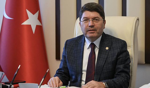 Bakan Tunç: Özgür Özel'in önünde iki seçenek var