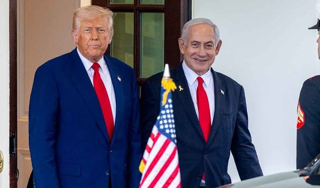 Trump'tan Netanyahu'ya sert uyarı: "Binaları yerle bir etmeyi bırakın, İsrail'i kötü gösteriyorsunuz"