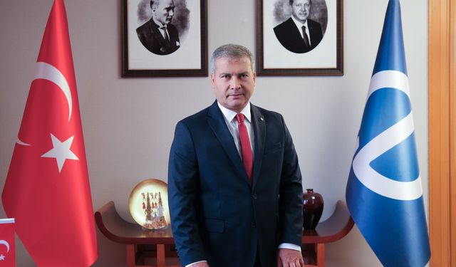 Rektör Adıgüzel’den yeni öğrencilere hoş geldin mesajı