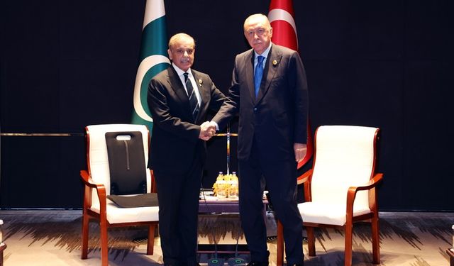 Cumhurbaşkanı Erdoğan, Pakistan Başbakanı Şerif ile görüştü
