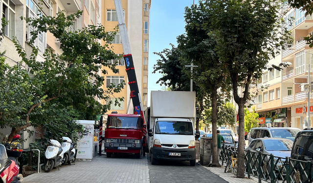 Eskişehir Kızılcıklı Caddesi’nde kaldırım işgali