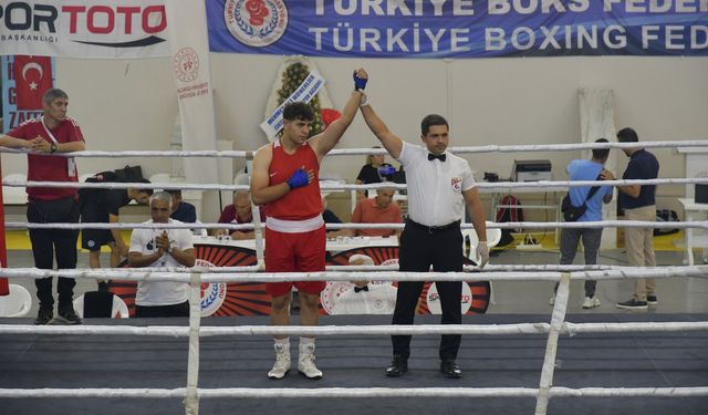 Boksta şampiyonlar belli oldu