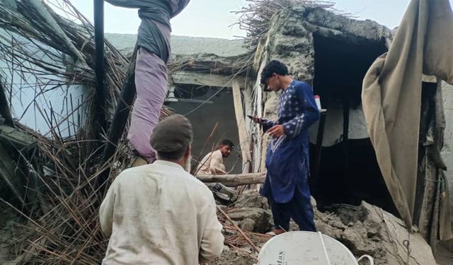 Afganistan'da depremde can kaybı 622'ye yükseldi