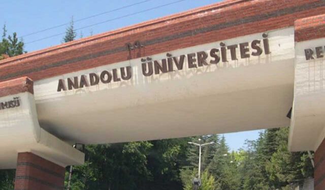 AÖF kayıt ücretlerine zam: CHP’li Mahmut Tanal tepki gösterdi