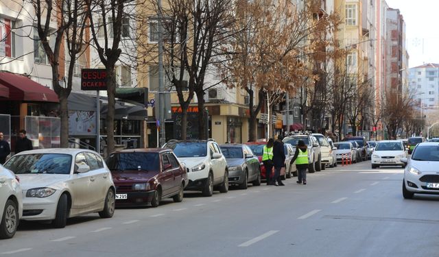 Eskişehir'de o caddelere park etmek artık ücretsiz!