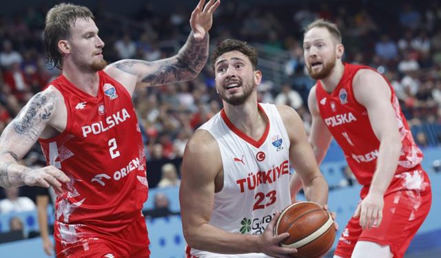 A Milli Erkek Basketbol Takımı, yarı finalde Yunanistan ile karşılaşacak