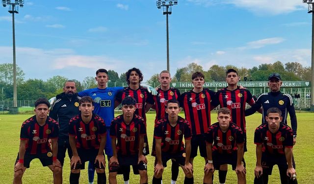 Lideri deplasmanda devirdiler