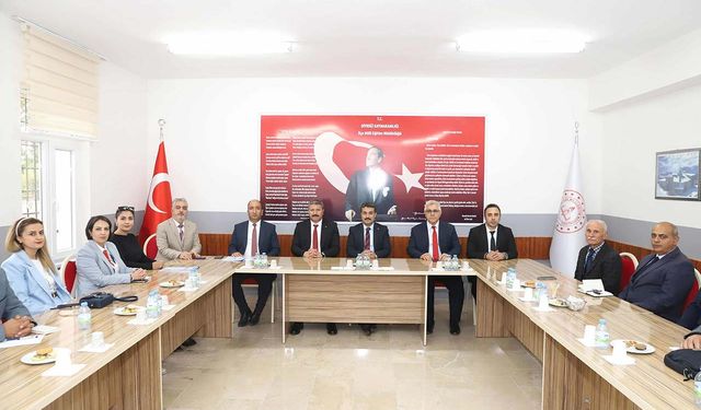 Erdoğan: "Ailelerimiz en önemli paydaşlarımız"