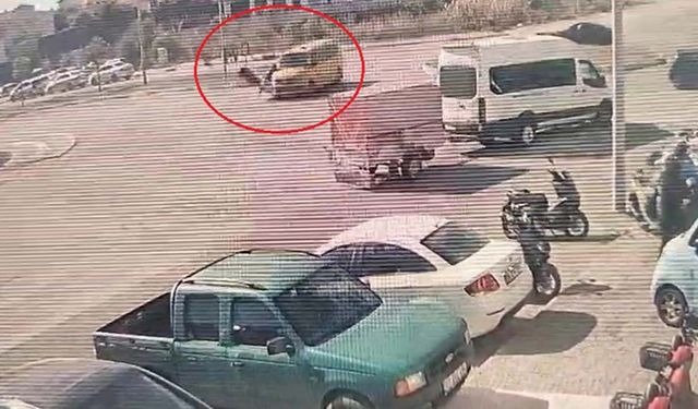 Antalya'da taksi ile çarpışan motosikletli yaralandı