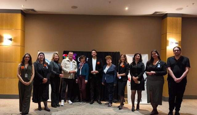 LÖSEV, Öğretmenler Günü’nü gönüllü öğretmenleriyle kutladı