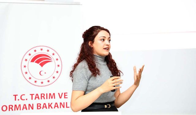 Eskişehir'de kamu personeli, kadına yönelik şiddetle ilgili bilgilendirildi