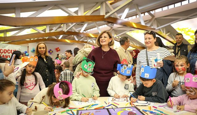 Başkan Ünlüce, Çocuk Hakları Şenliğinde miniklerle buluştu