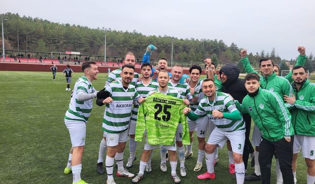 Lider hedefe koşuyor 3-0