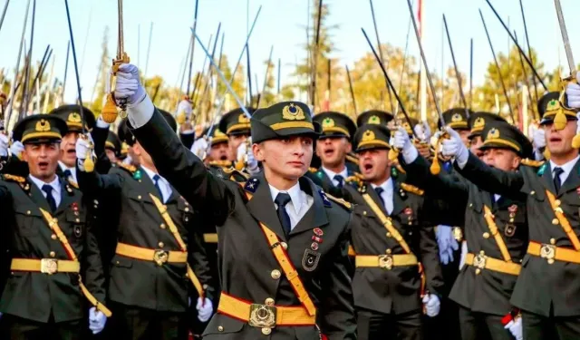 Bakan Güler: "Teğmenler ‘Mustafa Kemal'in askerleriyiz' sloganı nedeniyle ihraç edilmedi"