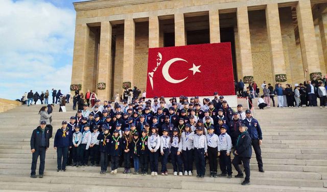 Tepebaşı’nın izcileri Ankara’da kampa katıldı