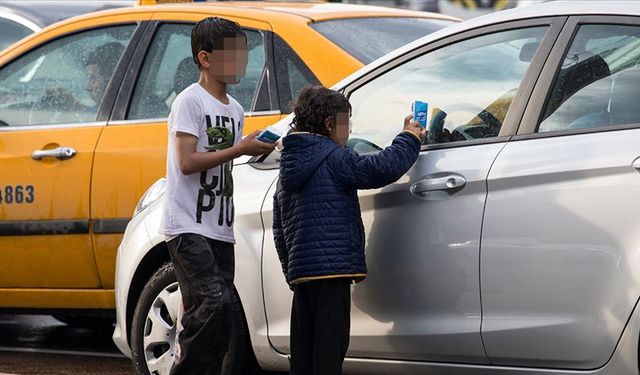 Eskişehir’de sokakta çalışan çocuklara büyük destek: Bakın kaç çocuk eğitime kazandırıldı?
