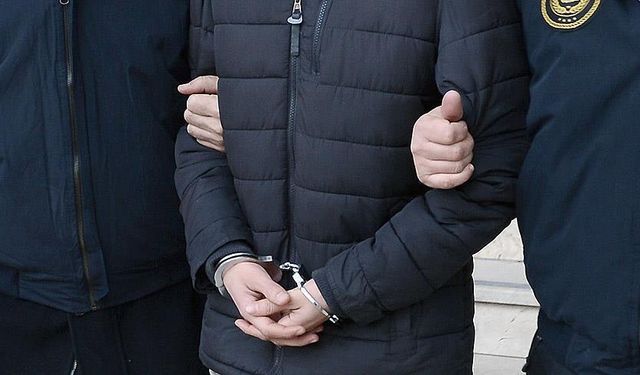 Eskişehir'de evde kenevir yetiştiren 3 kişiye jandarma baskını