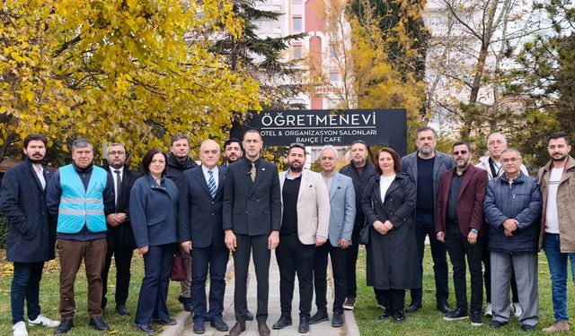 Anahtar Parti Eskişehir’den öğretmenlere destek: "Öğretmenler emek sömürüsüne uğruyor!"