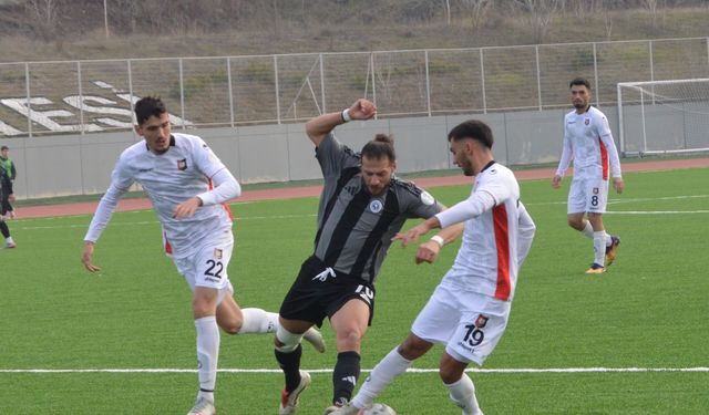 Anadolu evinde yıkıldı 1-2