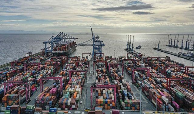 Dış ticaret açığı Kasım ayında yüzde 6,3 arttı