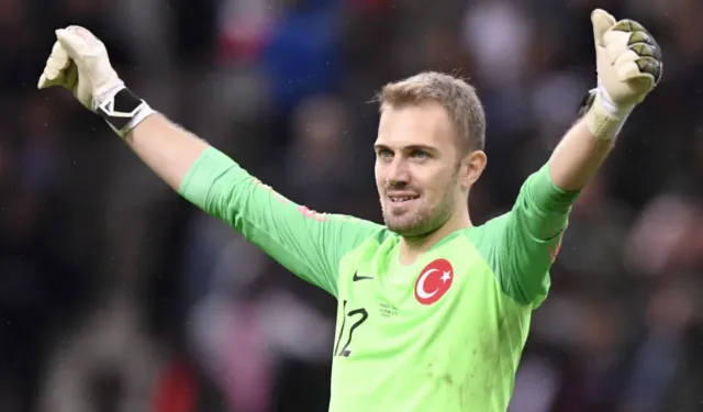 Mert Günok yeniden Fenerbahçe'de