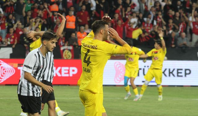 Cezası bitti formayı giydi