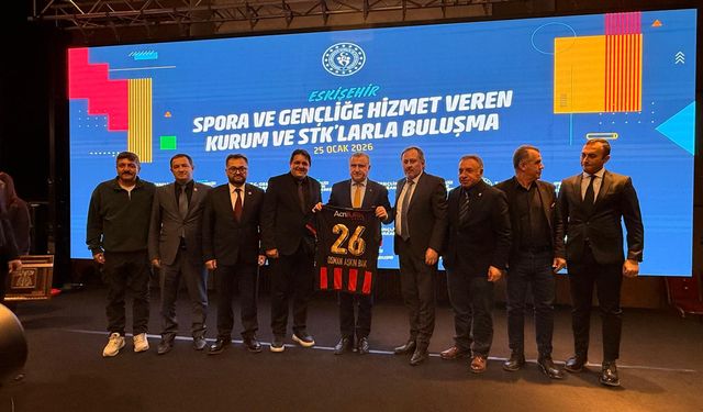 Bakan Bak'a forma verdiler