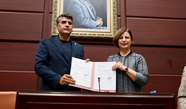 Eskişehir Büyükşehir Belediyesi’nde Sosyal Denge Tazminatı Sözleşmesi imzalandı