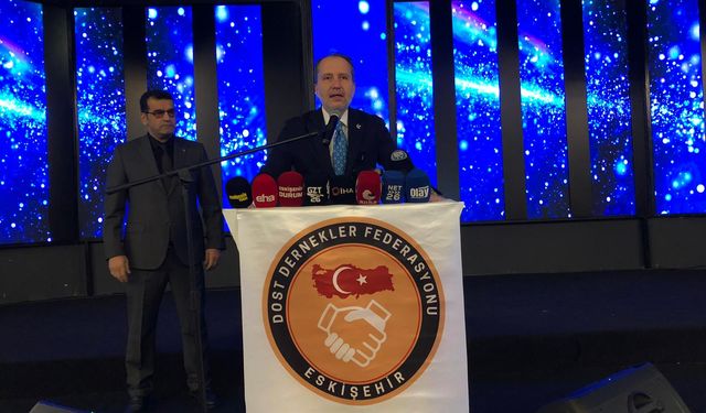 YRP Genel Başkanı Fatih Erbakan Eskişehir’de konuştu: “Ekonomik tablo alarm veriyor”