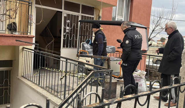 Arkadaşının evinde fenalaşan adam hayatını kaybetti