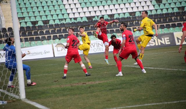 Liderle goller eşit