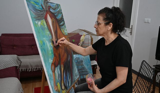 Depremden Eskişehir’e uzanan yol: Ressam hayata fırçasıyla tutundu