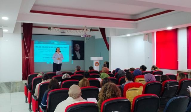 Eskişehir’de ailelere bilinçli ebeveynlik rehberi