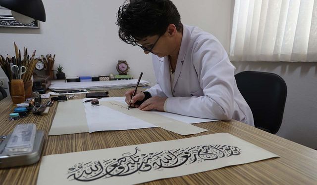 Eskişehir'de kamış kalemin sabırla imtihanı: Tek eser için aylarca emek veriliyor