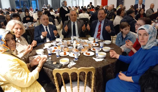 Eskişehir'de şehit aileleri ve gaziler iftar sofrasında buluştular