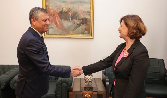 Ayşe Ünlüce, Ankara’da Özgür Özel ile görüştü