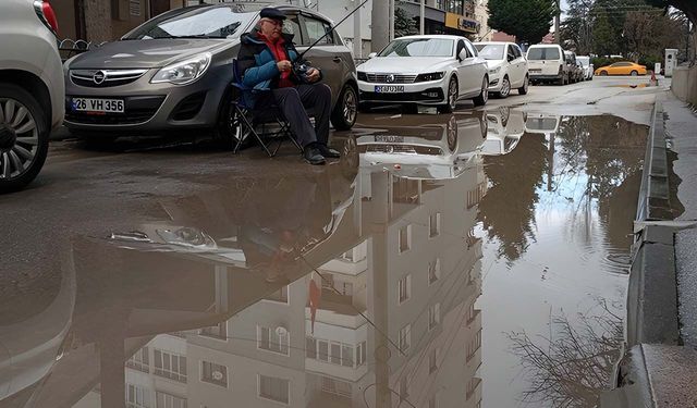 Eskişehir’de ilginç protesto: Oltalı akım bu kez o mahallede