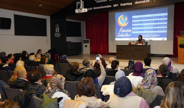 Tepebaşı’nda Ramazan Sohbetleri yoğun ilgiyle başladı