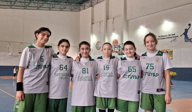 Eska galibiyet için parkede