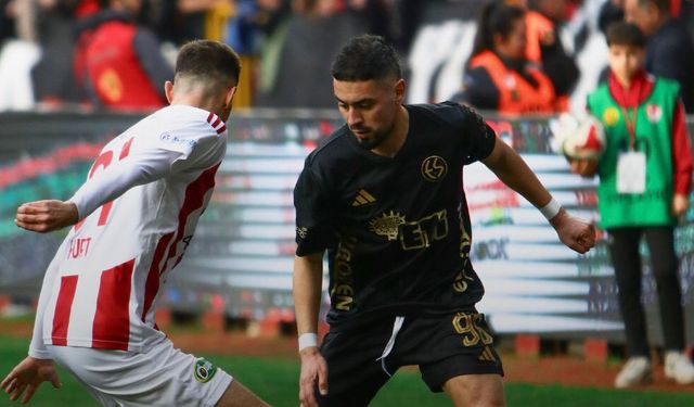 Es Es ilk yarıda fişi çekti: Ayvalıkgücü hesabı da kesildi