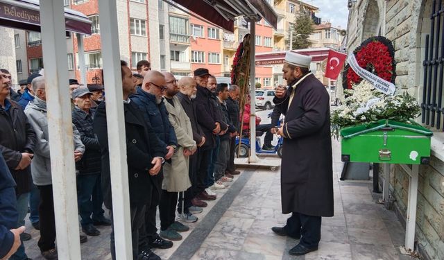 Gazeteci Kemal Özuğur Eskişehir’de son yolculuğuna uğurlandı