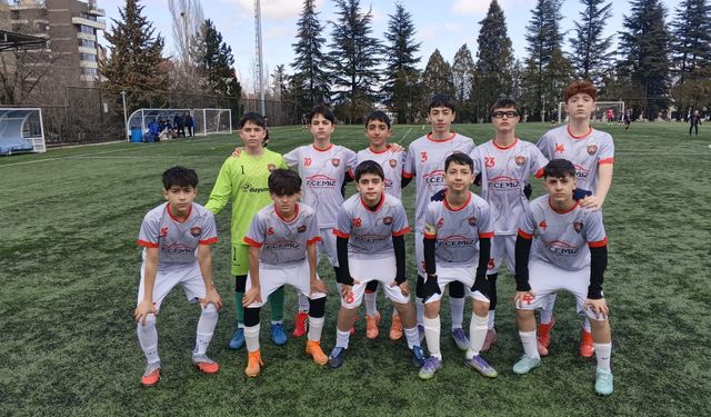 Minik Şimşekler'den farklı sonuç 3-0