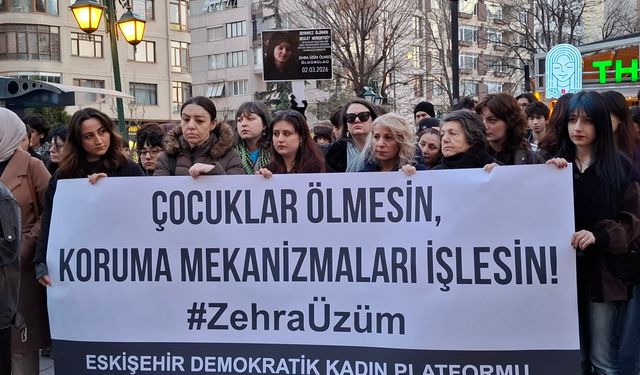 Eskişehir'de kadınlar 13 yaşındaki Zehra'nın ölümüne tepki gösterdi