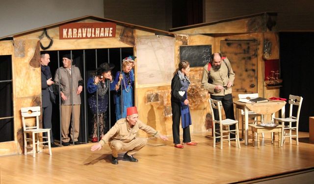 Eskişehir Serbest Muhasebeci Mali Müşavirler Odası'ndan üyelere özel tiyatro gecesi