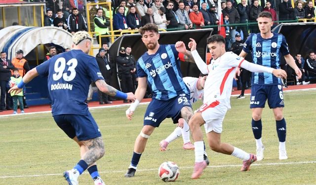 Lider Denizli'yi konuk edecek