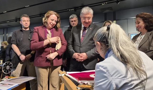 Eskişehir'de "Emeğin En Kıymetli, Kadın" sergisi kapılarını açtı