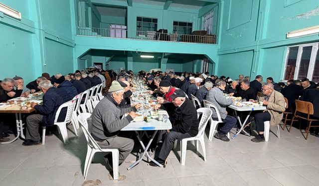 Milletvekili Hatipoğlu, Mihalgazi'de iftara katıldı