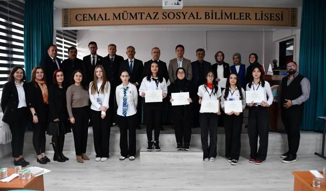 Anadolu Mektebi’nde Sabahattin Ali rüzgarı esti