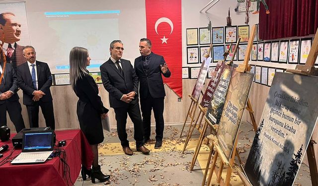 Tepebaşı'nda minik ellerden dev sergi: Kitaplarla Büyüyen Gelecek