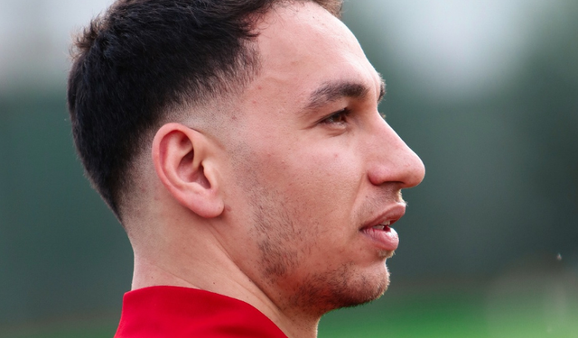 Orta saha oyuncusunun cezası bitti